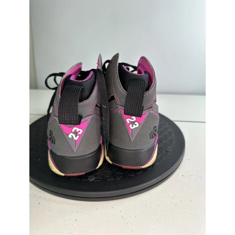 Nike Air Jordan Retro 7 Valentines Day 30th 6.5 Y Dark Grey Fuschia 705417-016